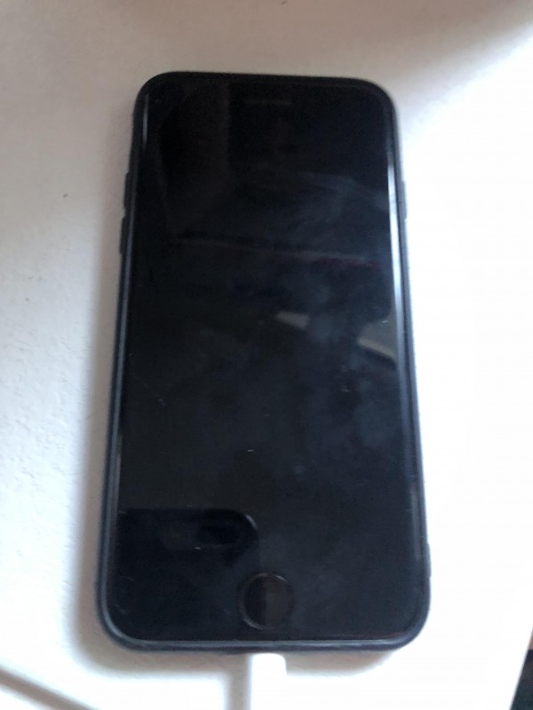 Trouvé iPhone rue Jules barni à Amiens