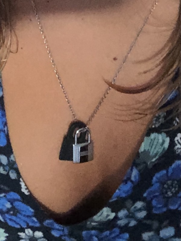 Pendentif cadenas hermès