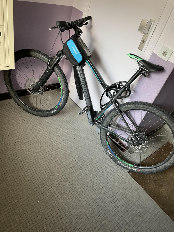 Vélos trouvée sur vannes