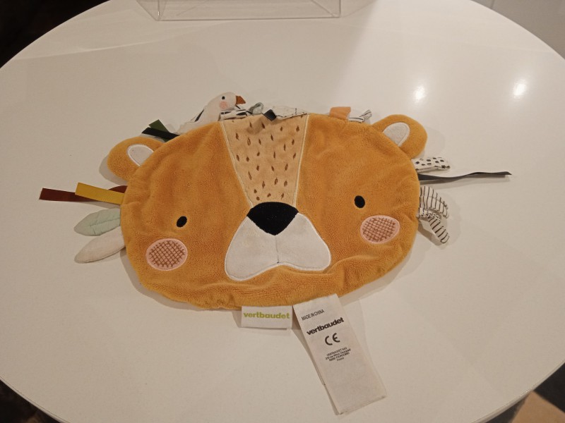 Doudou lionceau trouvé Place Rihour ce samedi 18 septembre