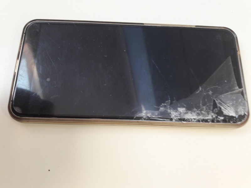 Portable blackphone PRIVY trouvé à Nice, rue Rossini