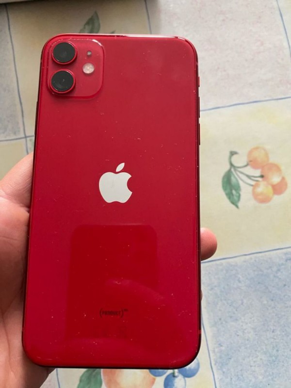 perdu iphone 11 Rue Jean-Simonet 9 . 1219 Châtelaine