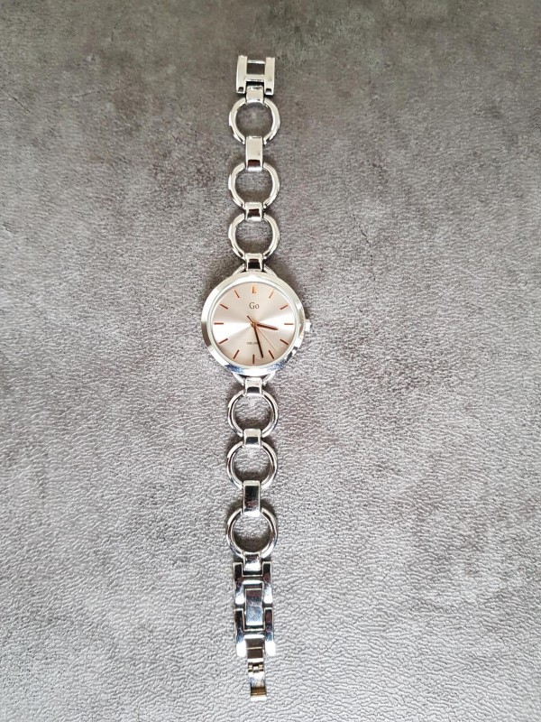 Montre Go Girl Only argent trouvée à Rennes