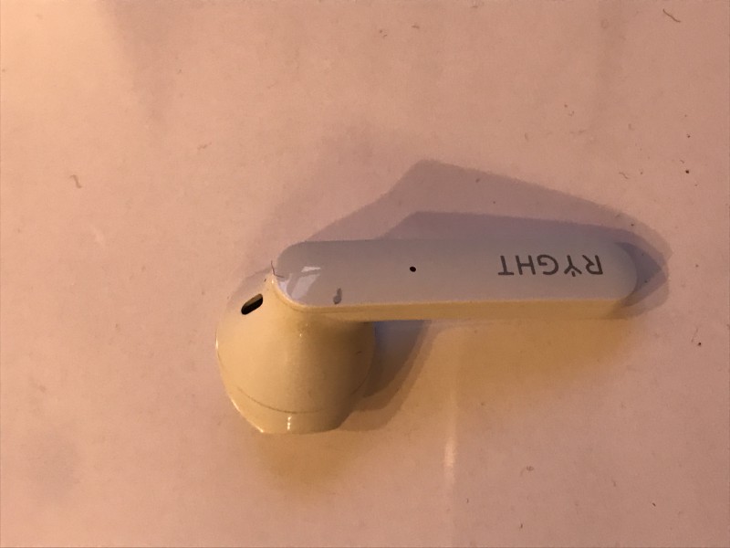 Écouteur AirPod perdu