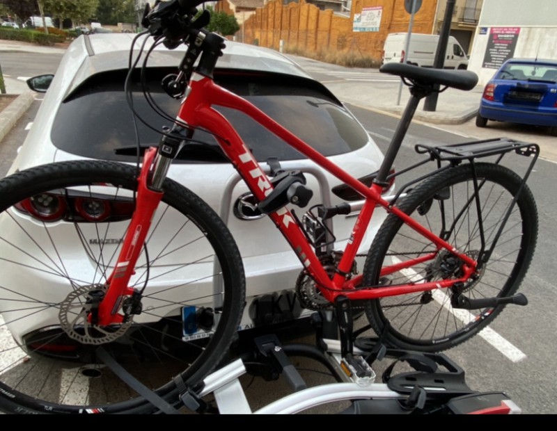 Mon vélo Trek rouge a été volé, Gare Agen