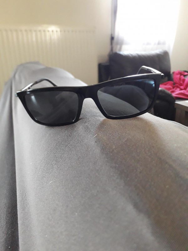 Lunettes solaires adaptées à la vue