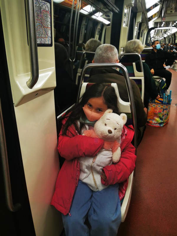 Perdu un sac avec un petite Winnie Pooh e un cassier de la Mona Lisa