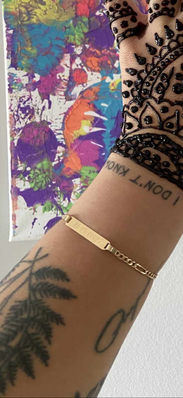 Perdu- bracelet en or avec gravure