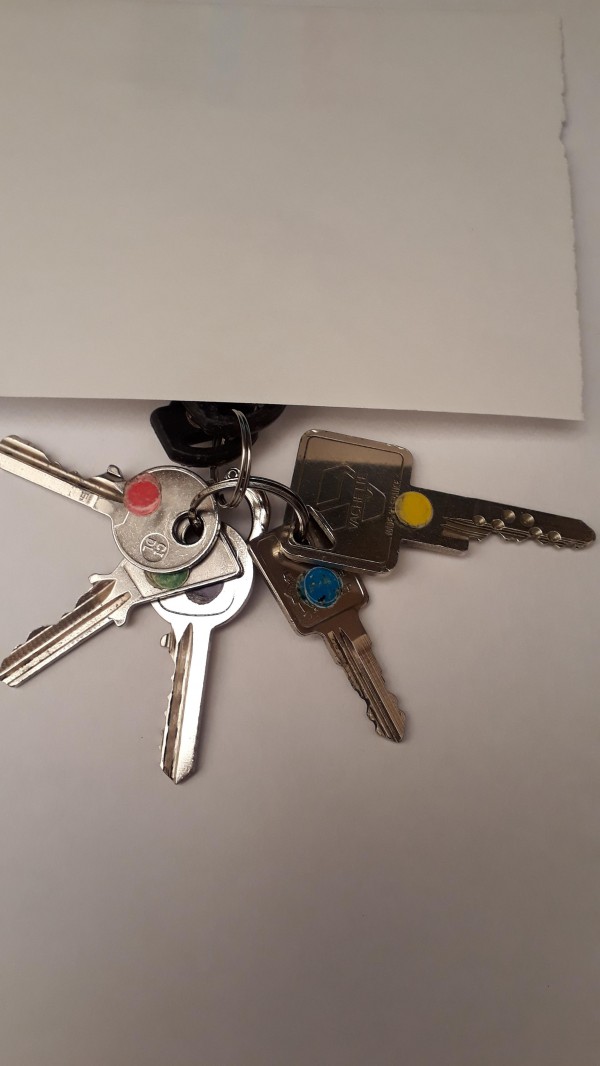 Trousseau de clefs zone des Clairions auxerre