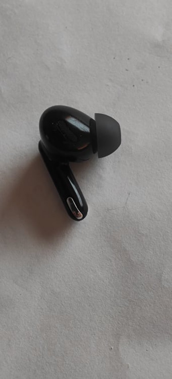 1 Ecouteur noir OPPO oreille droite