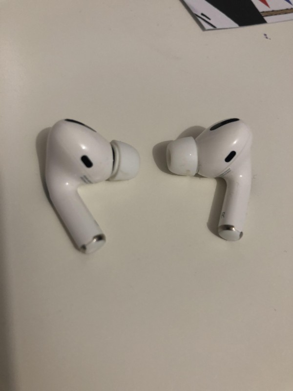 AirPods Pro perdu (bus ligne 858)