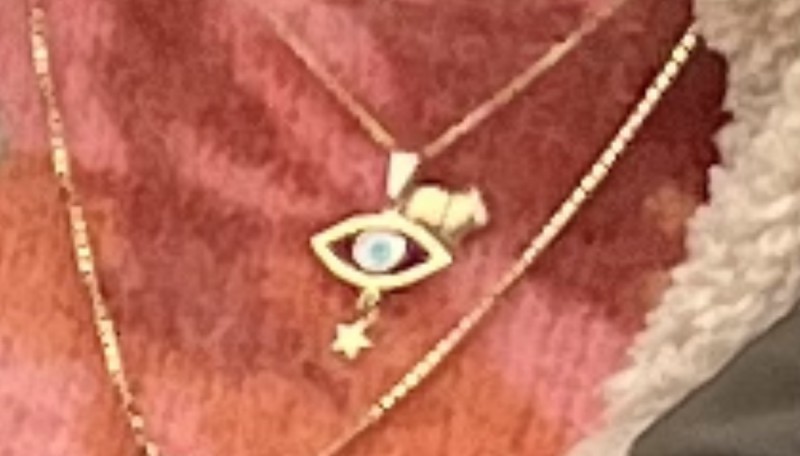 Collier avec pendentifs Paris 12ème ou 7ème