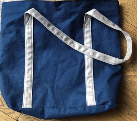 Sac en toile bleu perdu RER B / métro 6