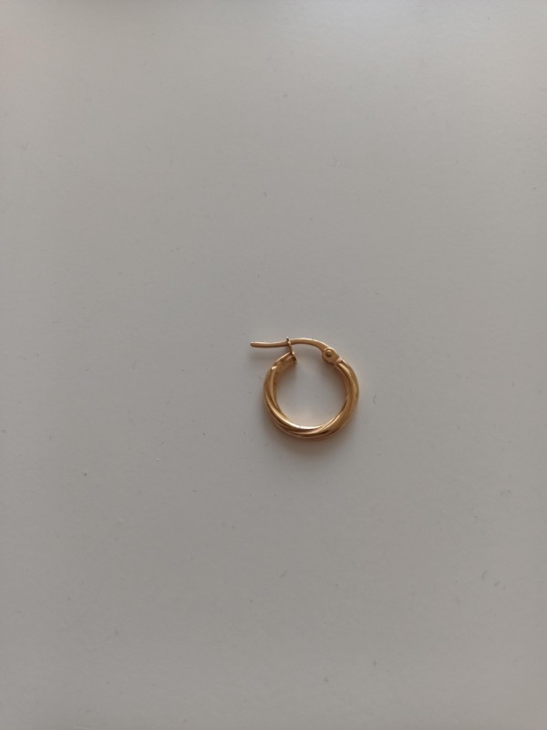Petite boucle d'oreille (créole)