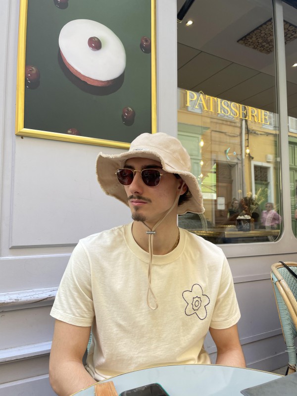 Bob jacquemus beige