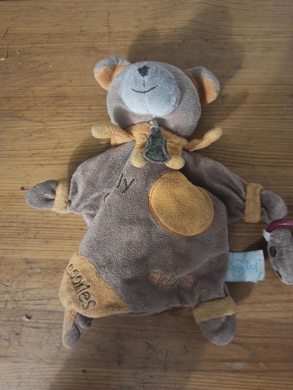 doudou ours marron
