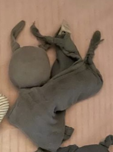 Perdu doudou lapin bleu Liewood Aix Bellegarde