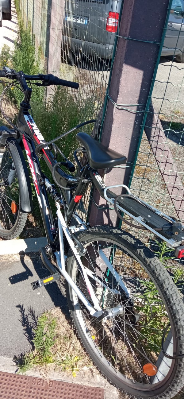 mon vélo à Disparue le 14 juillet
