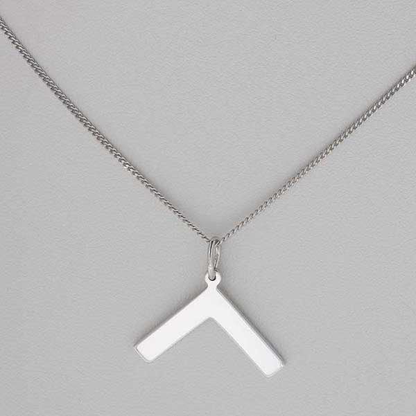 Perdu chaine argent avec pendentif