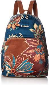 Sac Desigual volé à Lyon avec appareil photo et portefeuille