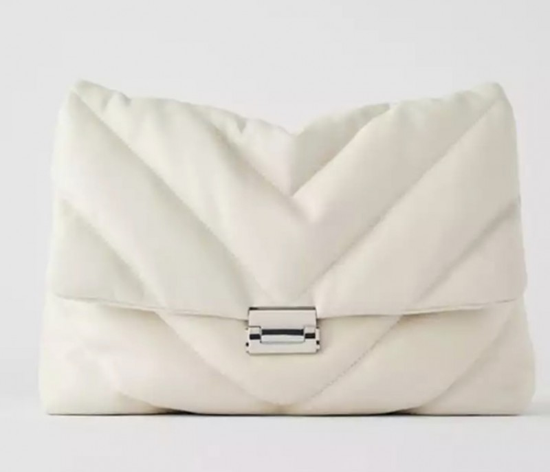 Sac a main Zara couleur crème , avenue Jean Baptiste clément , Boulogne Billancourt