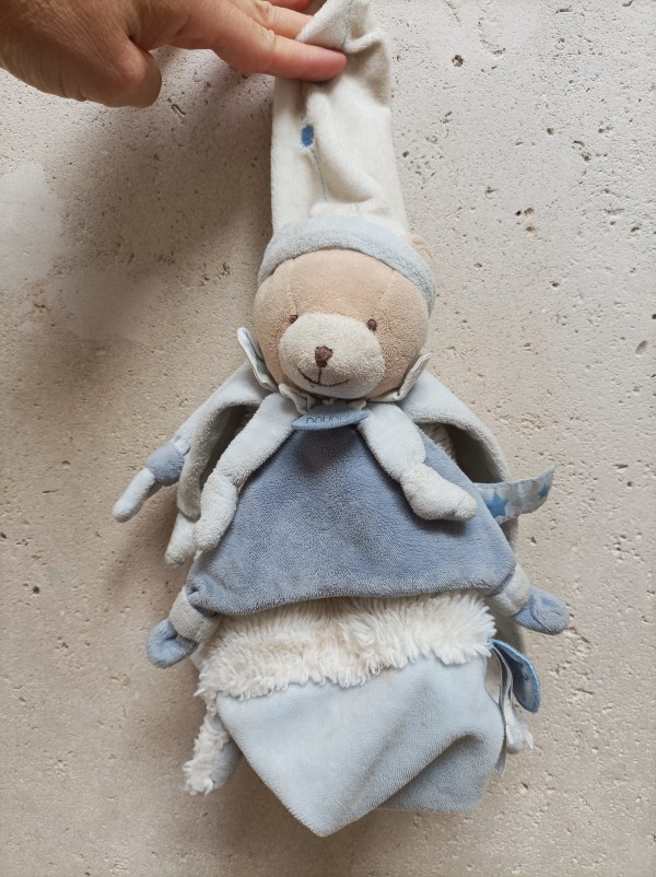 DOUDOU ET COMPAGNIE TROUVE AUX SABLES D'OLONNE