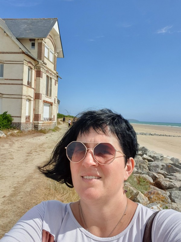 Lunettes de soleil, plage St jean de la rivière