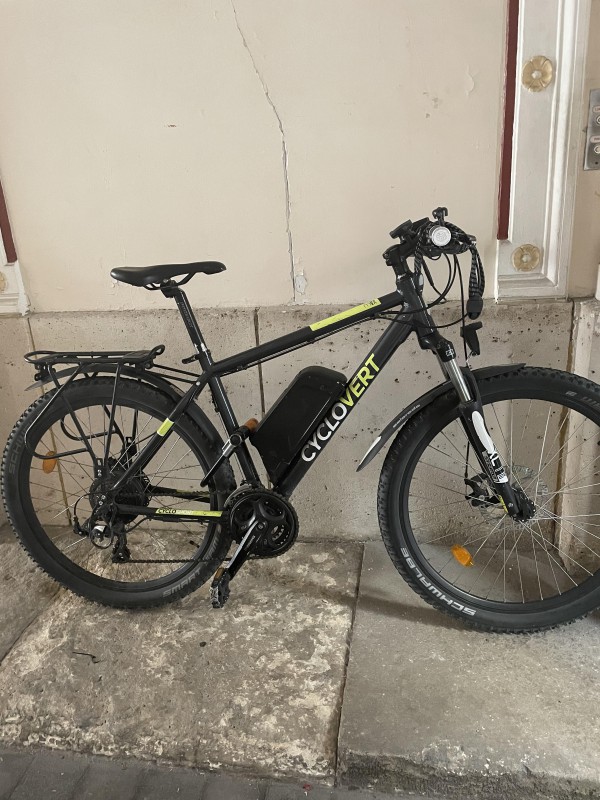 Vélo électrique cyclovert trouvé à Paris 9