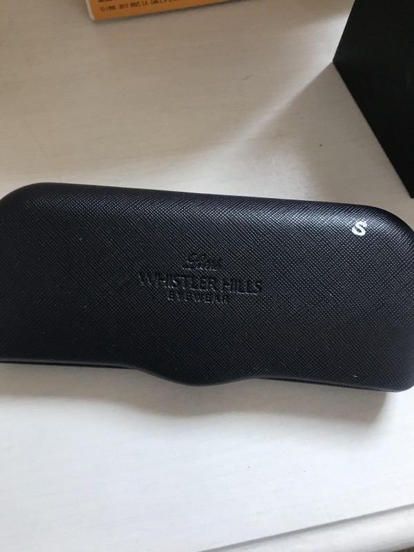 Perdu lunettes en étui noir dans un train d’Ile-de-France