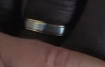Alliance homme argent/or gravée "Sandrine 23/07/2022"