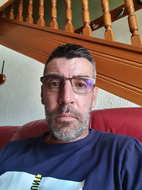 Perdu lunettes de vue à rethel dans la montée vers l'église