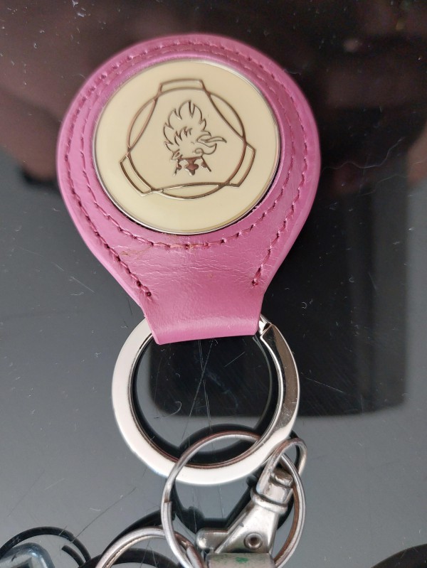 Porte clé avec clé usb et clé de cadenas