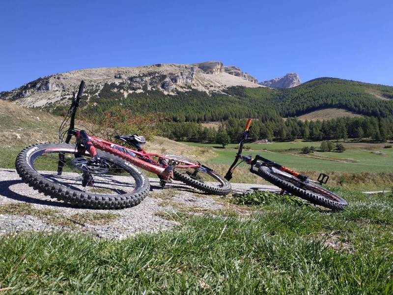 Vols de VTT sur porte vélo voiture
