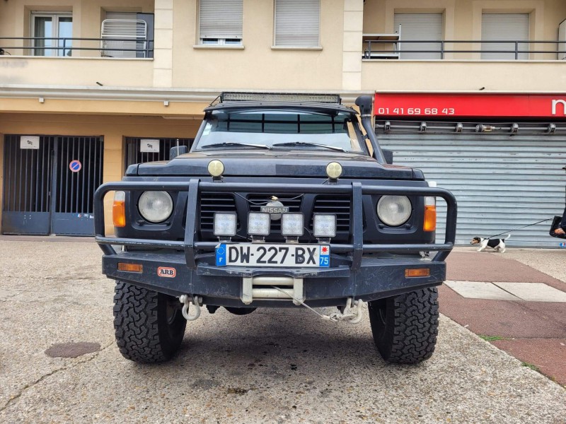 Volé Nissan patrol noir 93120 la courneuve