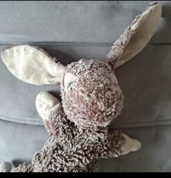 Peluche doudou enfant grise lapin