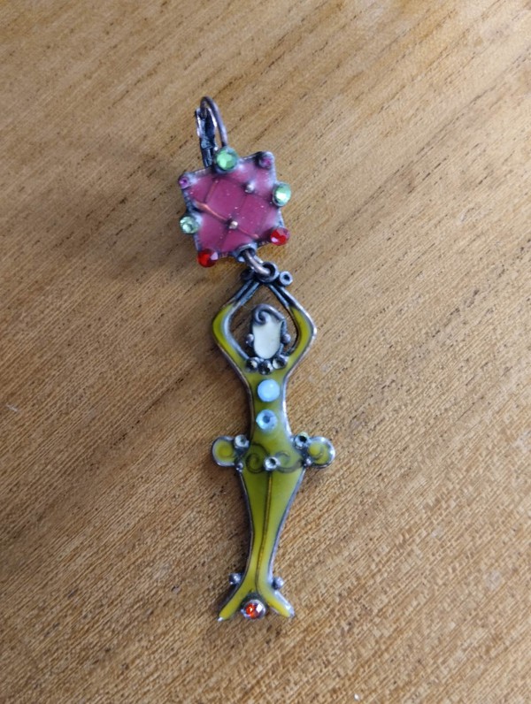 boucle d'oreille danseuse près de Liévin