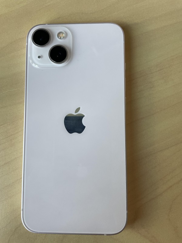 iPhone 13 rose 128 Go
