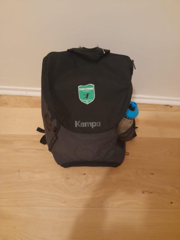 Sac de sport Kempa Saint Etienne handball officiel dans M6 direction Square violette