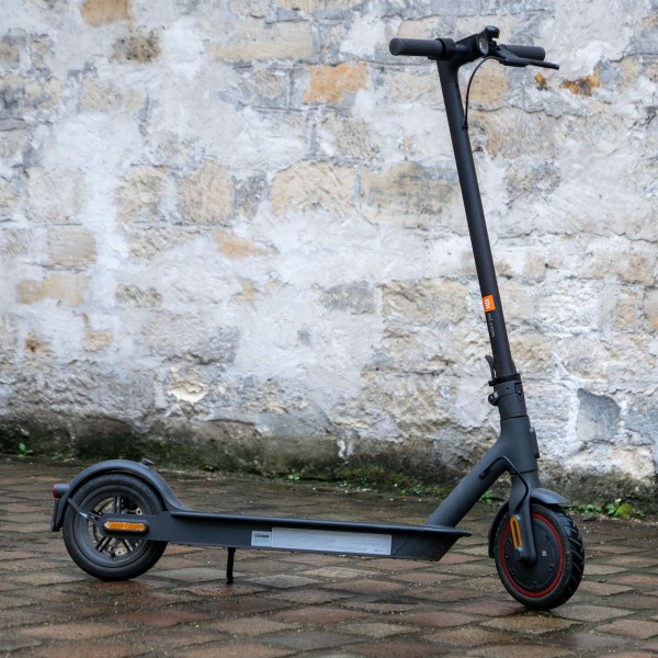 Trotinette électique mi electric scooter pro 2, volé a Rumilly a coté de Medor et compagnie