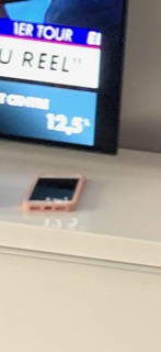 Perdu iPhone 7 rose coque licorne rose entre aéroport Orly et aéroport Cayenne le 14/04/2023