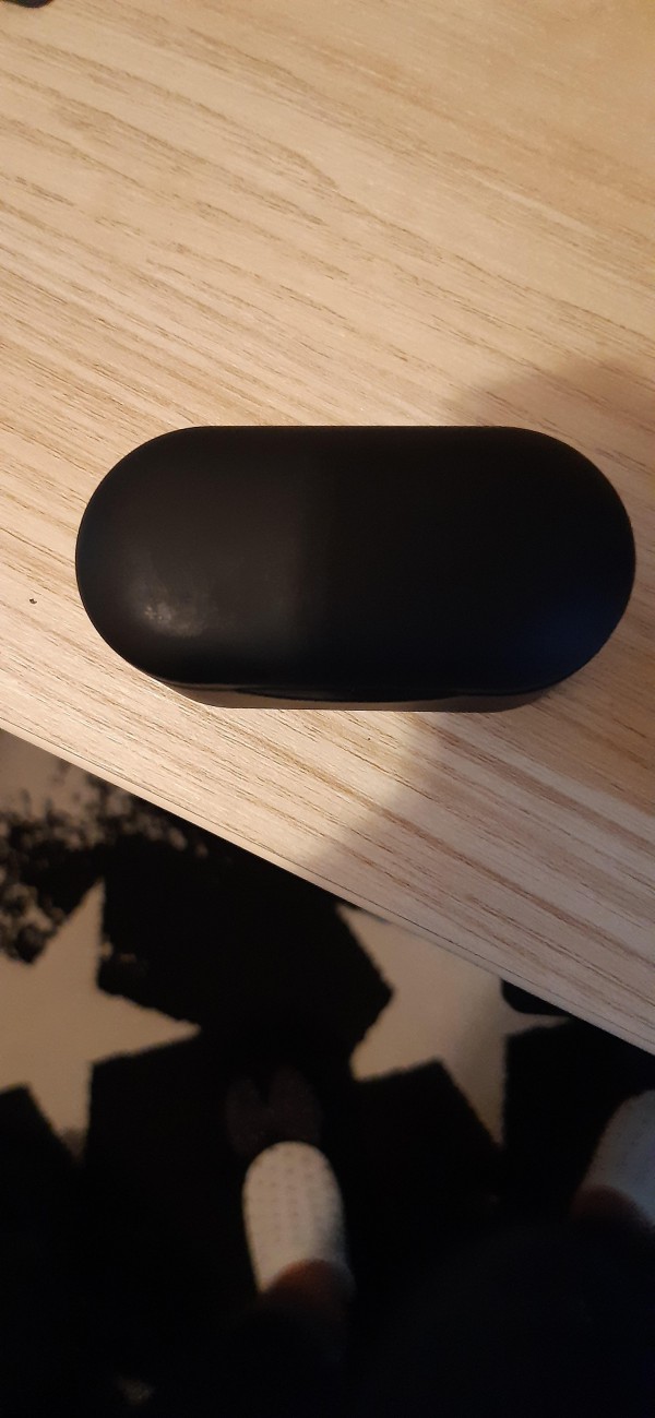 Mon fils a Perdu une boîte noire d'iPod Xiaomi dans le bus scolaire du lycée maillol à st esteve