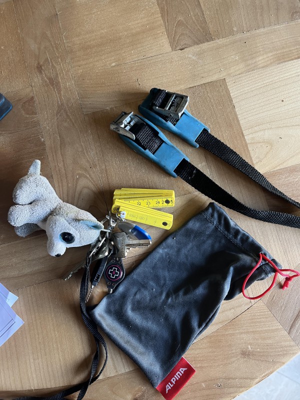 Trousseau clefs trouvé Condé sur Vesgre 78113