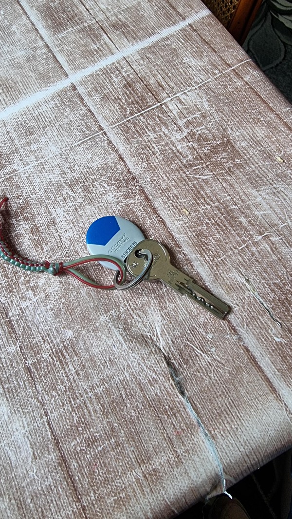 clé avec badge
