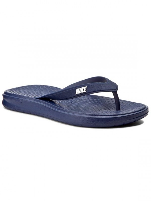 Tong bleu nike perdu à gruissan plage des chalets