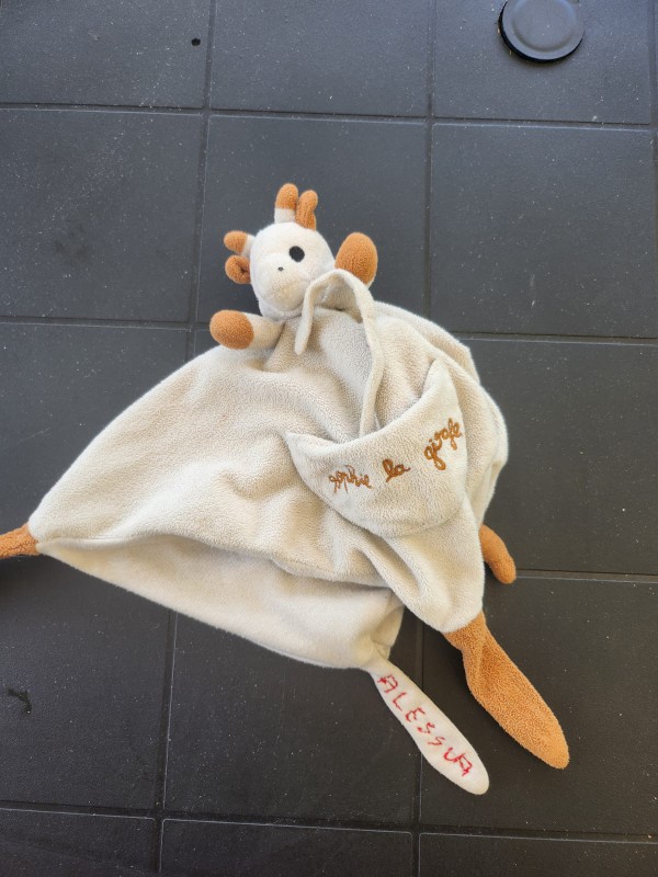 Doudou Sophie la girafe