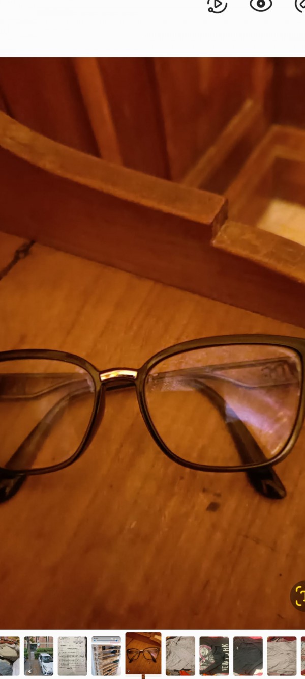 Lunettes NOIR ET DORÉE Marque DG