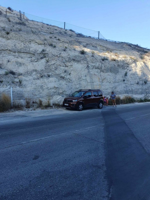 Casse de ma voiture et vole d'objets