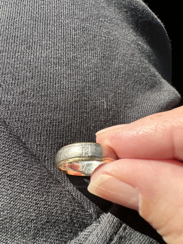 Bague trouvée à Bruges en Belgique le 15 août 2023