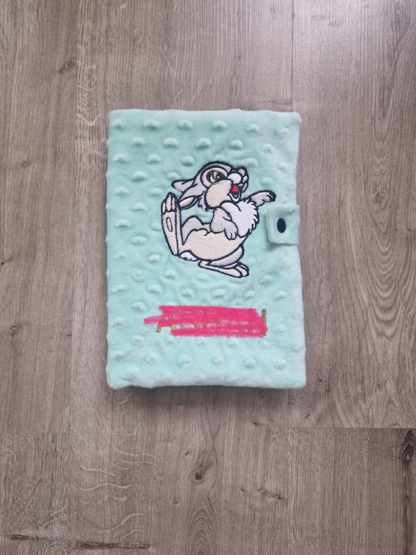 Sac à langer, carnet de carné, livret de famille
