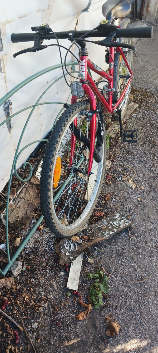un velo femme rouge